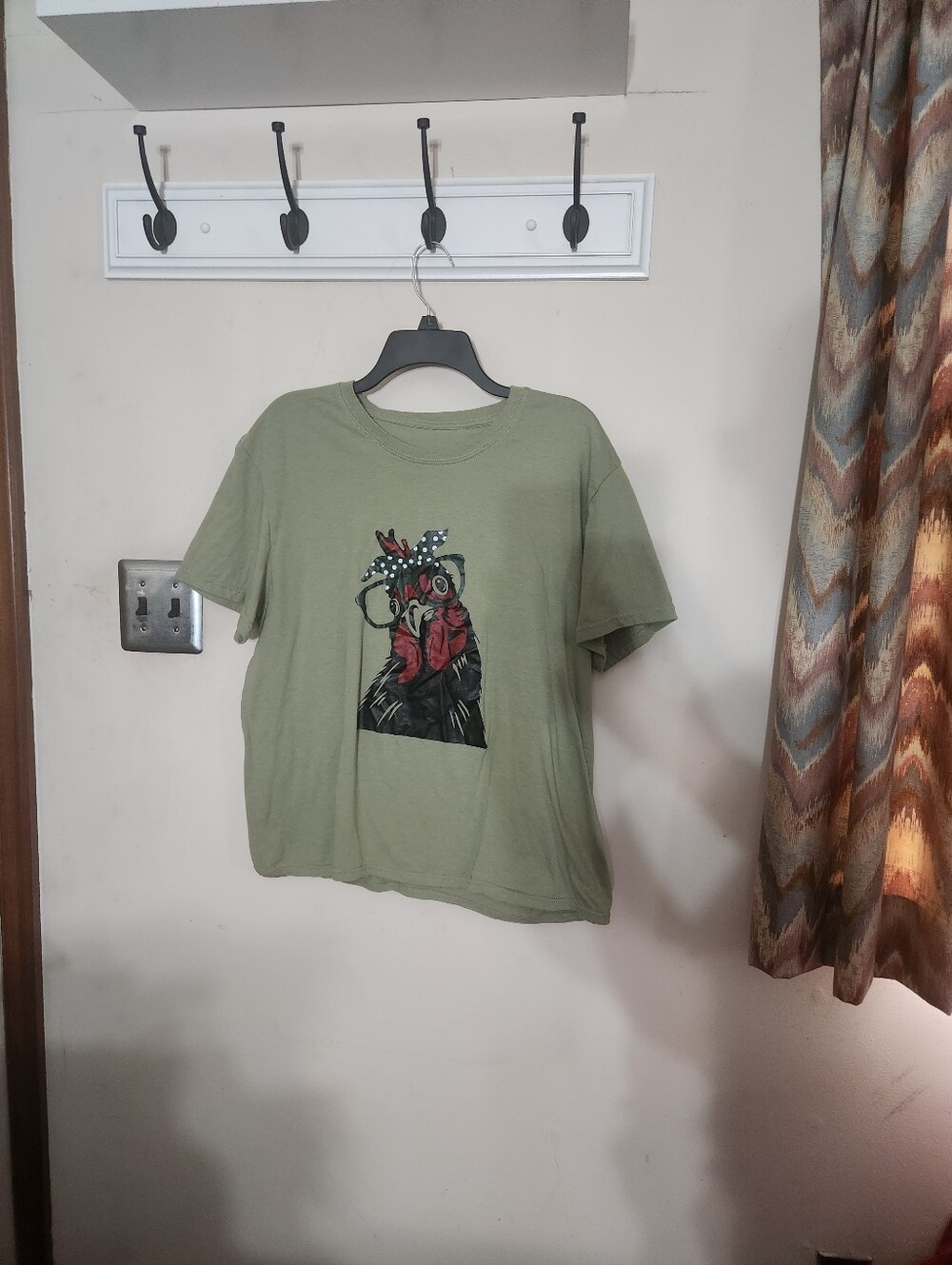 🎉 Chicken With Glasses T-shirt